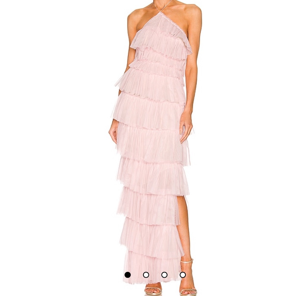 The bar pink tulle gown